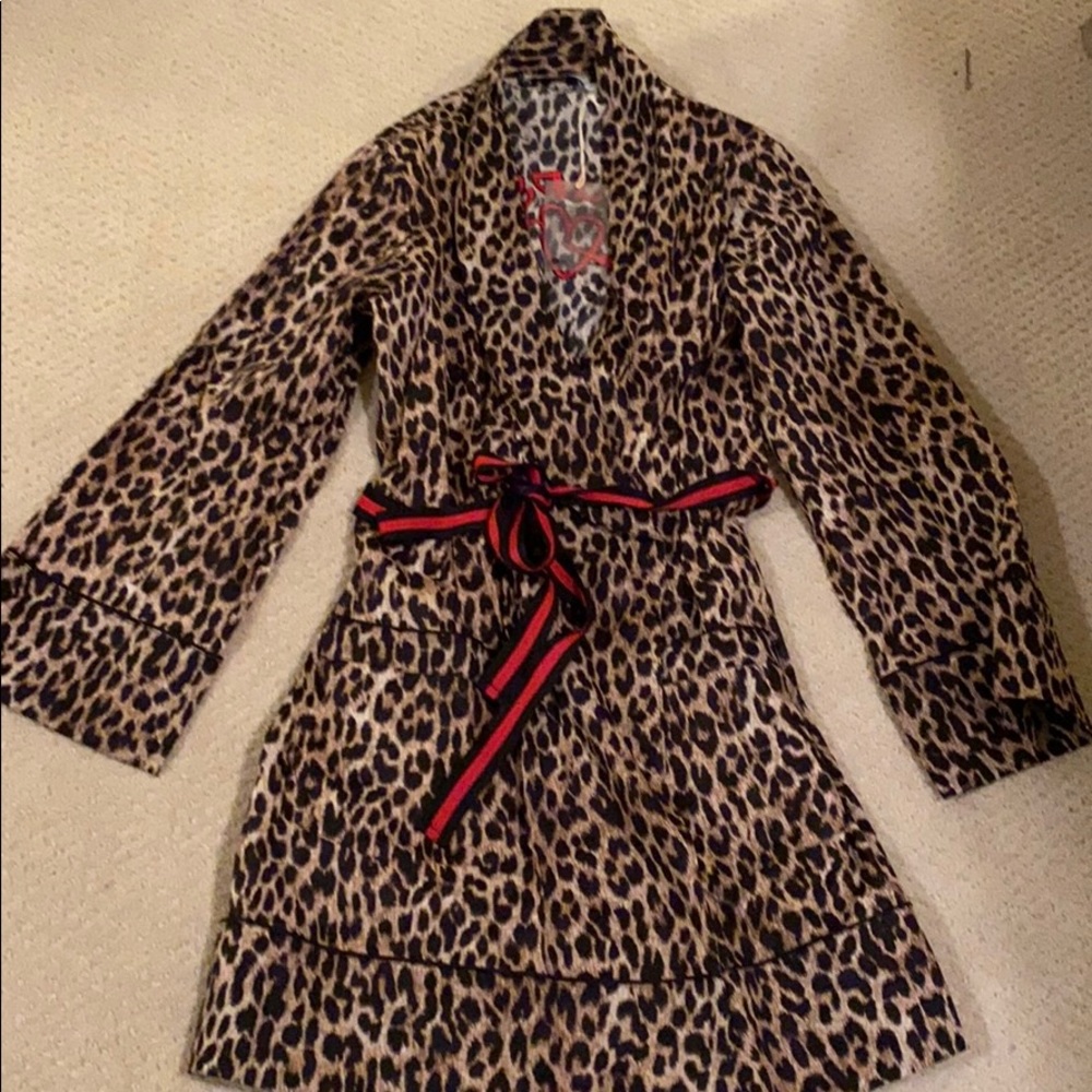 Limited edition The Upside Leopard Robe